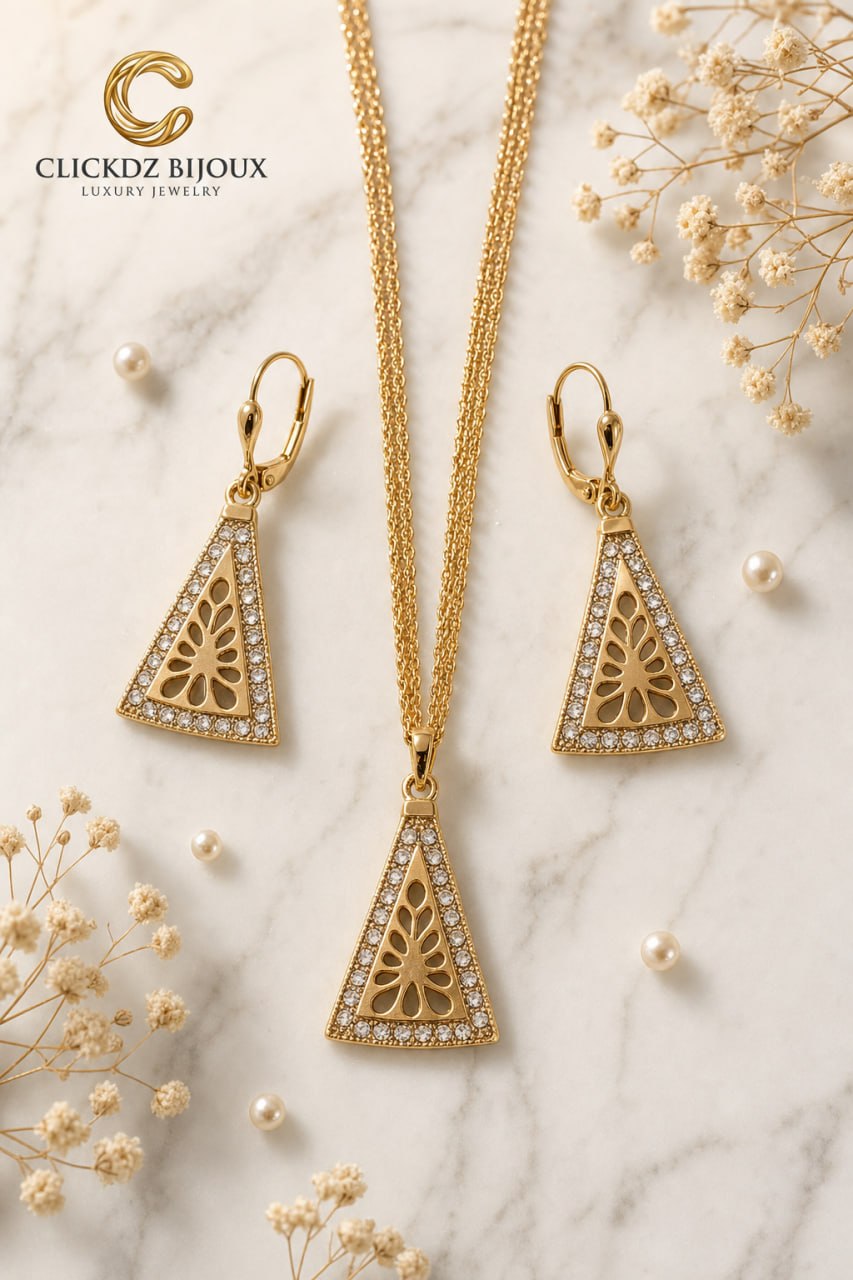 Filigree Triangle Set